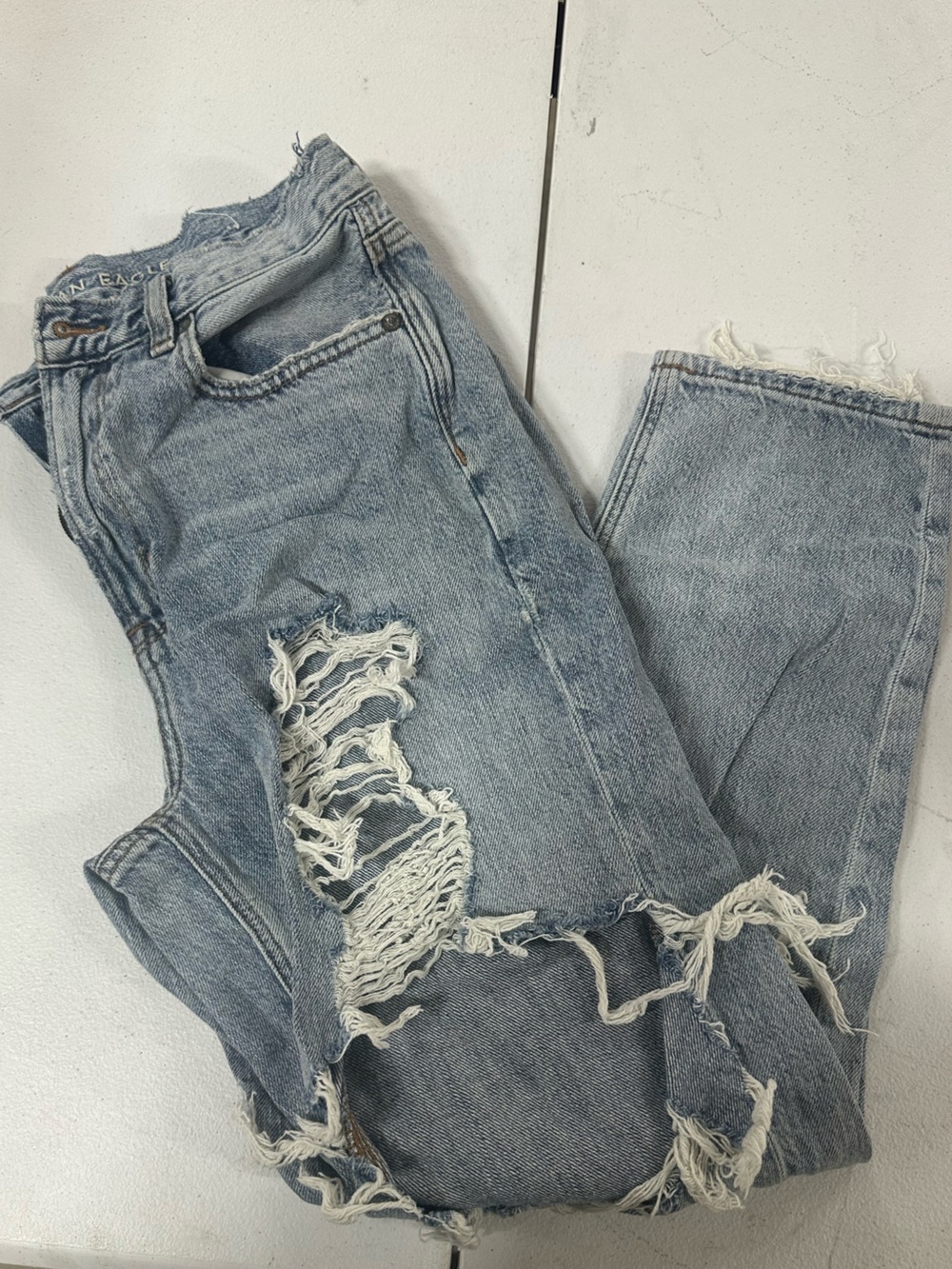 American Eagle Outfitters Light Blue Denim Jeans